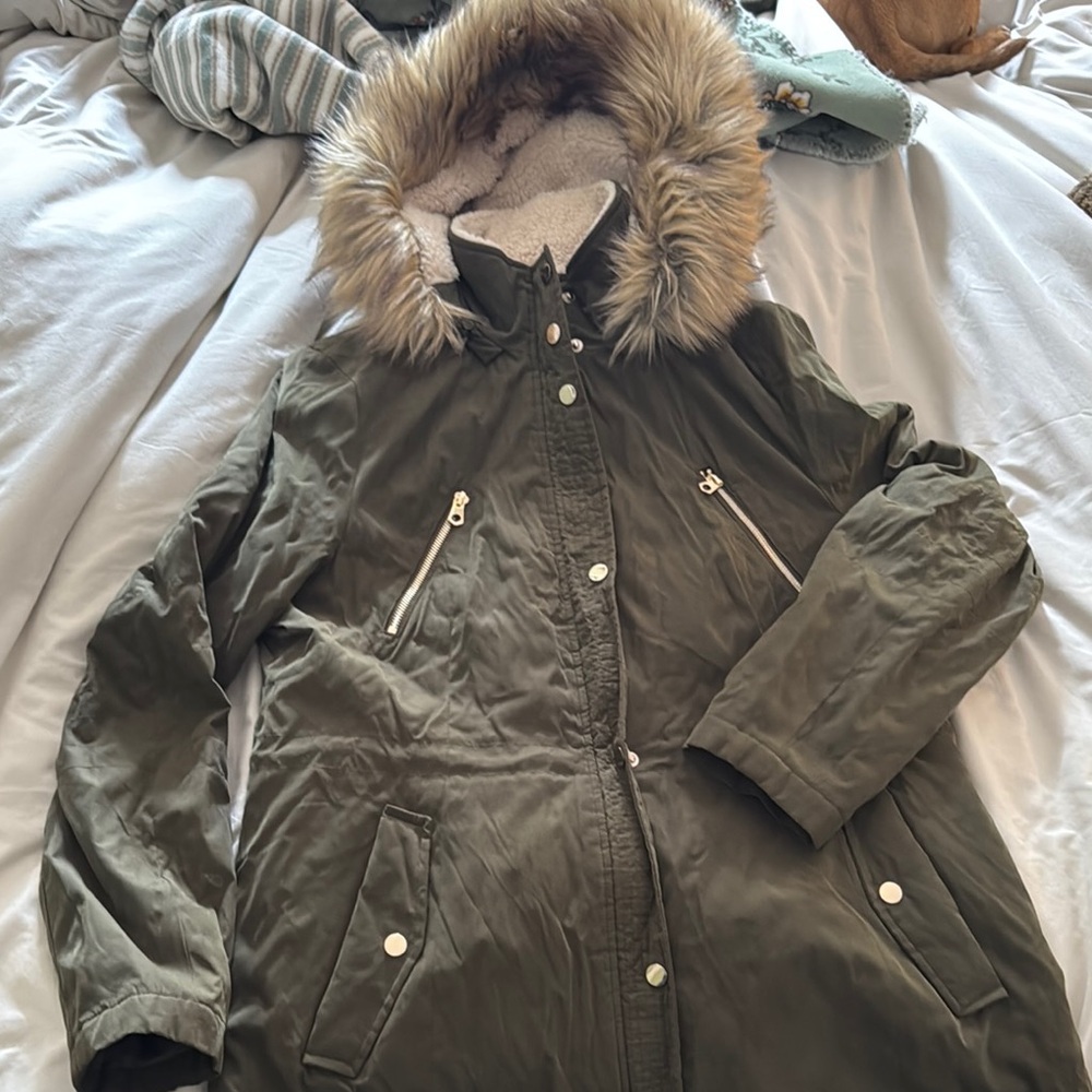 Liz Claiborne Olive Green Fur-Trimmed Women's Parka
